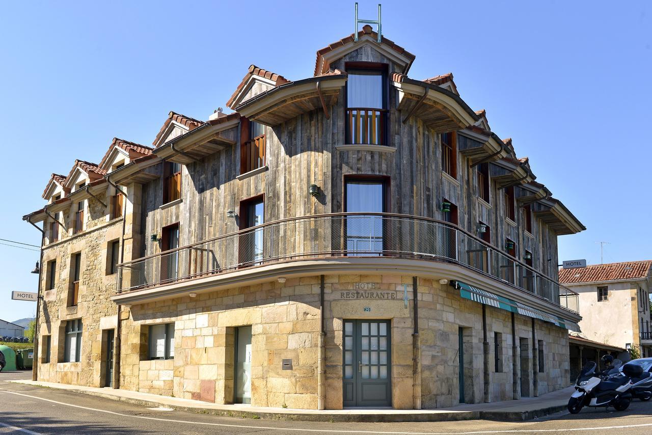 Hotel La Alfonsina Santibanez de Villacarriedo Kültér fotó