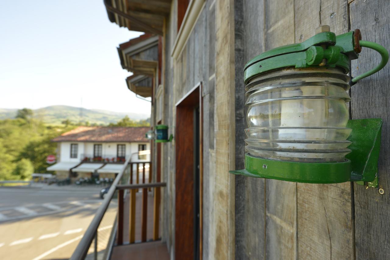 Hotel La Alfonsina Santibanez de Villacarriedo Kültér fotó