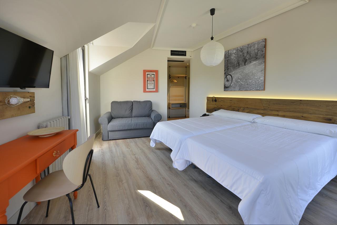 Hotel La Alfonsina Santibanez de Villacarriedo Kültér fotó