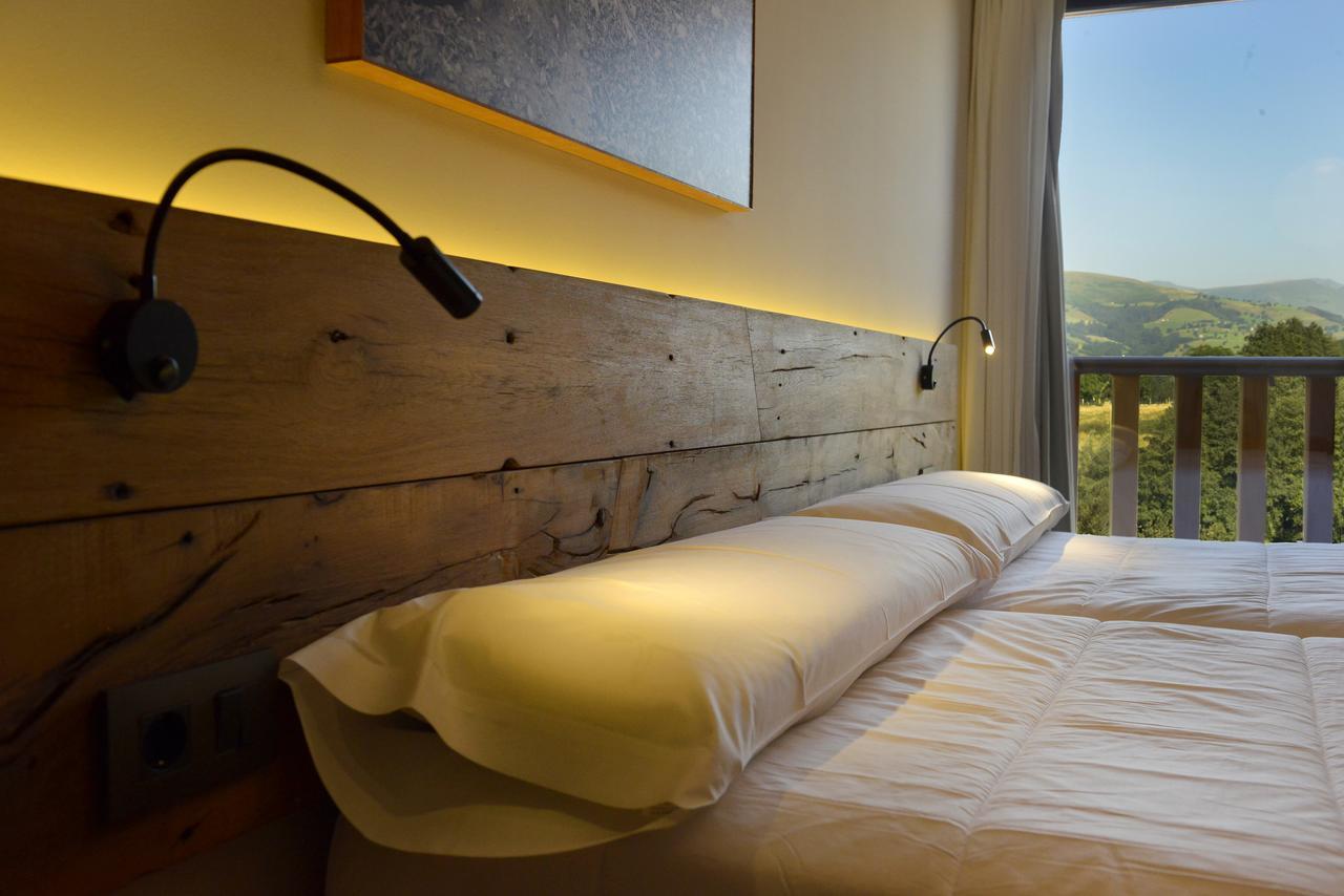 Hotel La Alfonsina Santibanez de Villacarriedo Kültér fotó